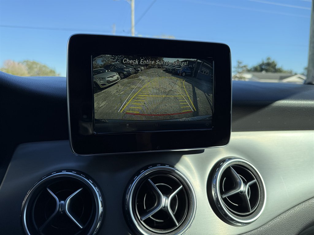 2016 Mercedes-Benz GLA-Class GLA250 - Photo 11