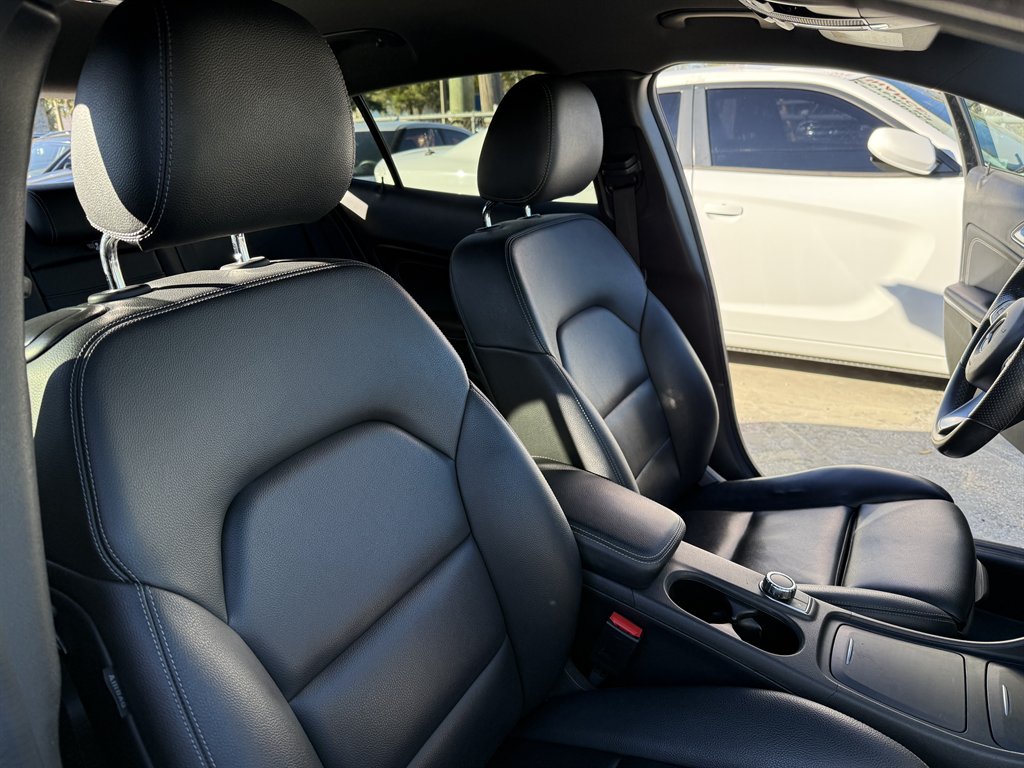 2016 Mercedes-Benz GLA-Class GLA250 - Photo 15