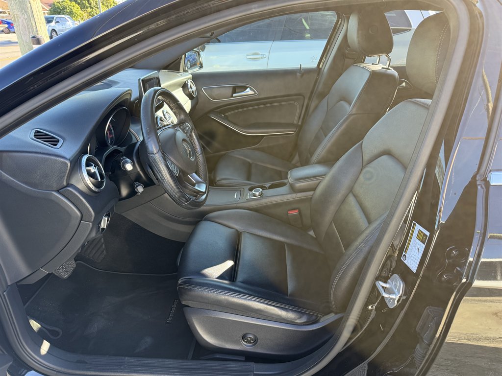 2016 Mercedes-Benz GLA-Class GLA250 - Photo 6