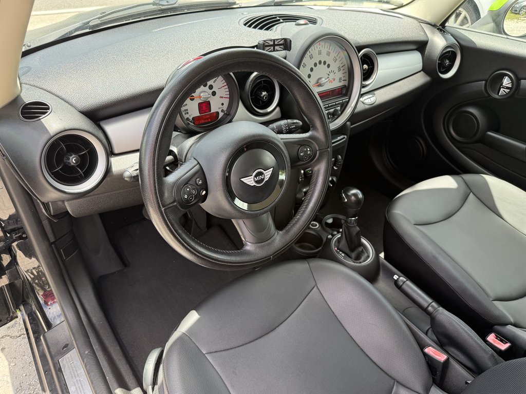 2013 MINI Cooper Base - Photo 9
